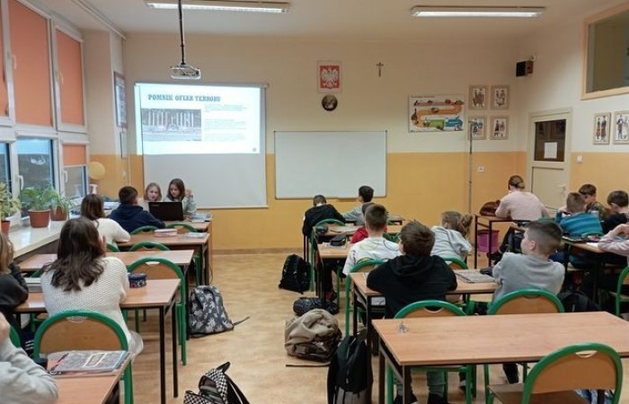 projekt-szkola-pamieta_2023_03