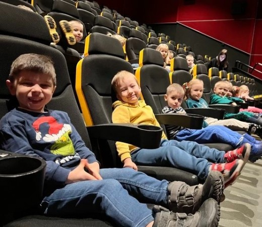 Kicia-Kocia-pod-choinka_03