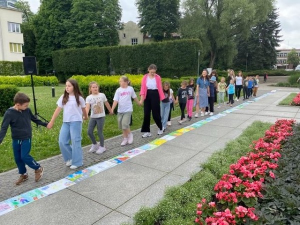 najdluzsza-ksiazka-2024_1_16