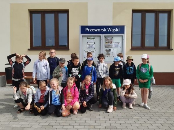 wycieczka-Dynow-2b-2024