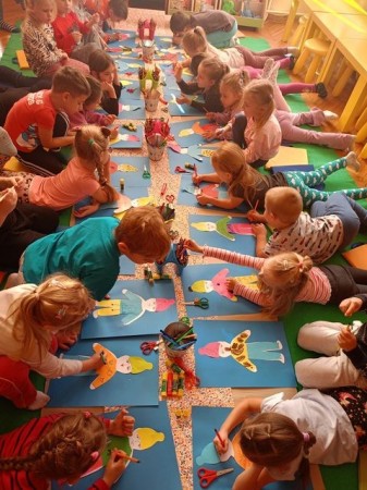 wycieczka-do-bibliotekprzedszk-2024_05