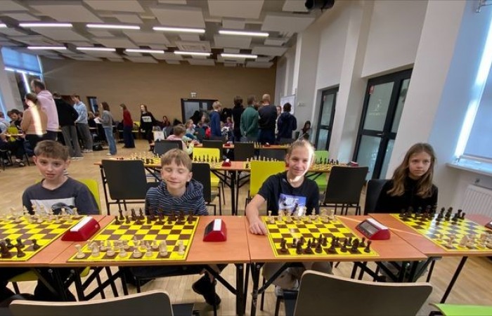 III - W-REJONOWYCH-IGRZYSKACH-DZIECI-W-SZACHACH-DRUŻYNOWYCH_04
