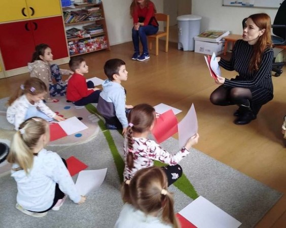 POZNAJEMY-HISTORIE-POLSKICH-SYMBOLI-NARODOWYCH