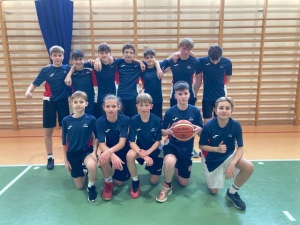 Mistrzostwo-Rzeszowa-koszykowka-2025_08