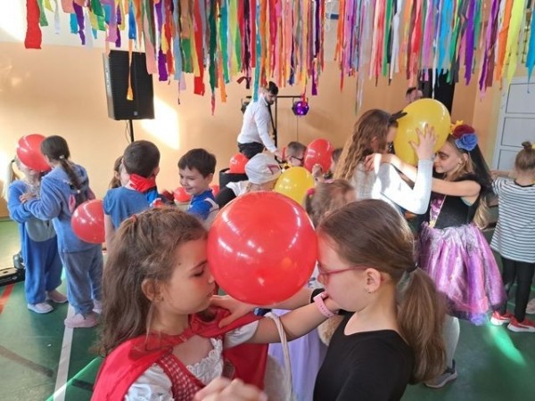 bal-karnawalowy-2025_04