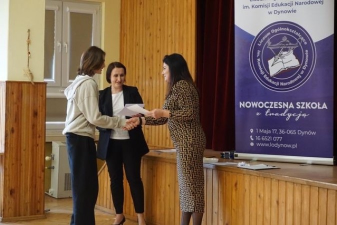 turniej-matematycznie-kreatywni-dynow-2025_04