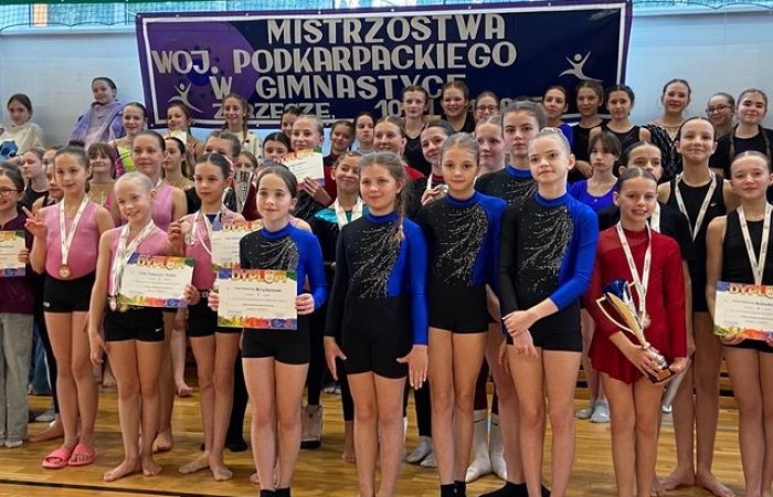 5m-woj-mistrzostwa-gimnastyczne-dziewczat-2025_10