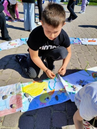 najdluzsza-ksiazka-swiata-2025_1_05