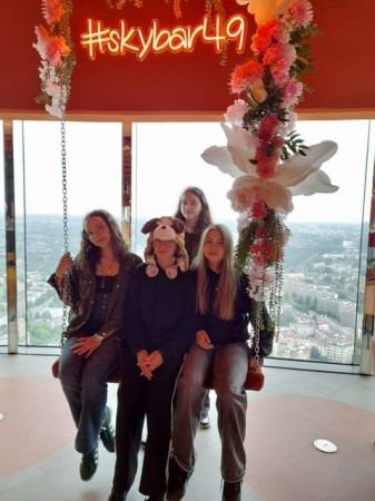 WYCIECZKA-DO-MIASTA-MOSTÓW-I-KRASNALI_03