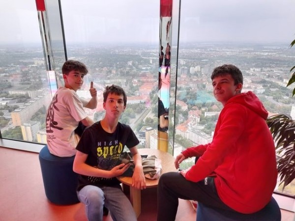 WYCIECZKA-DO-MIASTA-MOSTÓW-I-KRASNALI_10