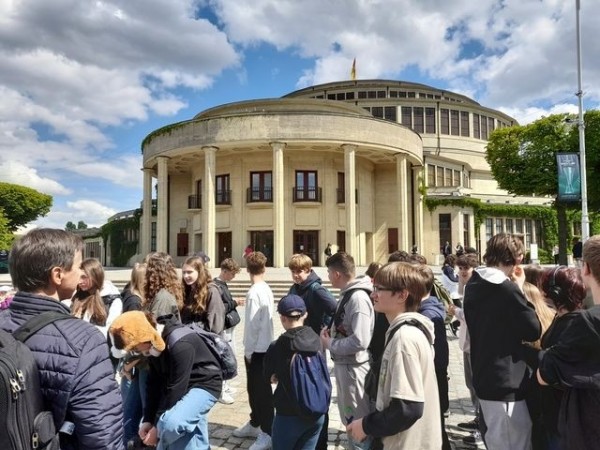 WYCIECZKA-DO-MIASTA-MOSTÓW-I-KRASNALI_13