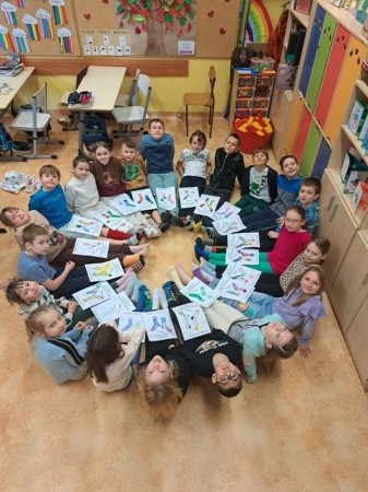 kolorowy-lancuch-empatii-2025