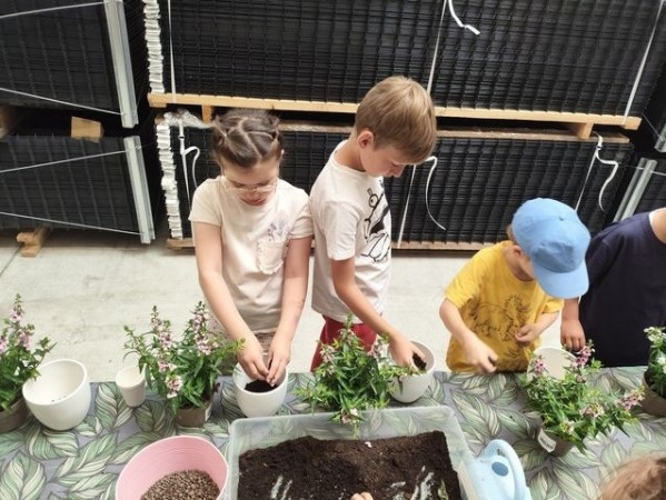 warsztaty-dzieciaki-sadzeniaki-2025