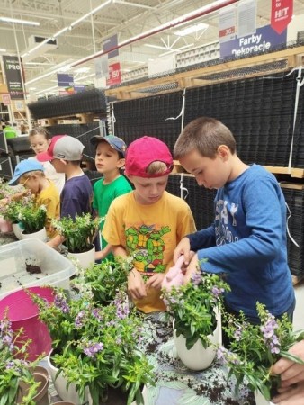 warsztaty-dzieciaki-sadzeniaki-2025_03