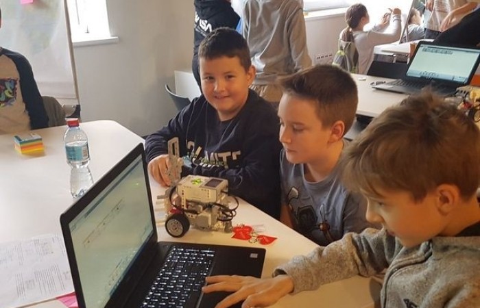 kids_hackahton_2019_08