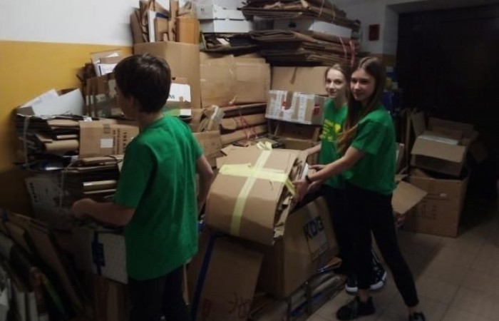 zbiorka_makulatury_02