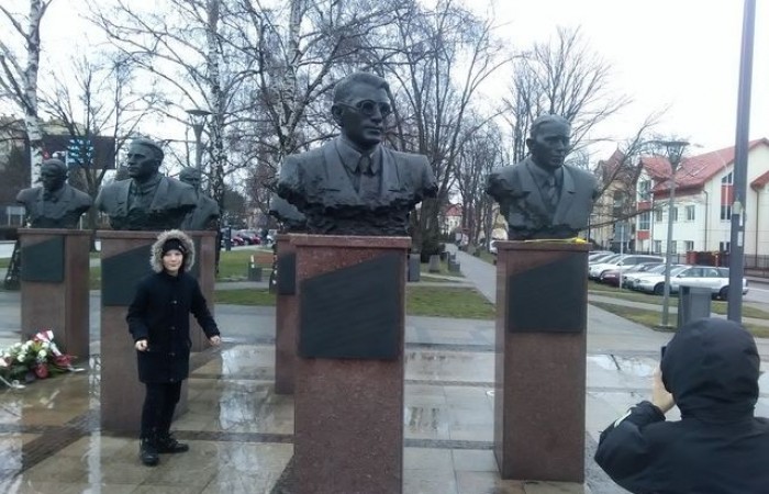 zolnierze_wykleci_06