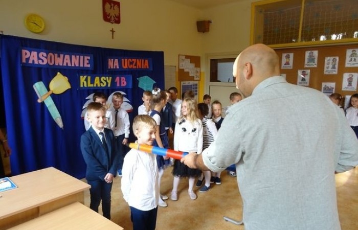 pasowanie_na_ucznia_1b_07