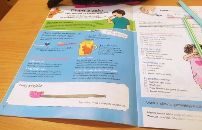 dziel_sie_usmiechem_1-3_07