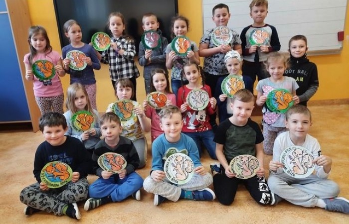 dziel_sie_usmiechem_1-3_intro