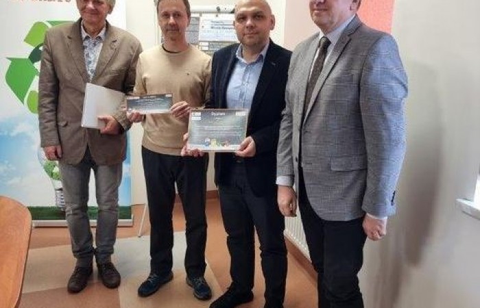 kon_zbierania_makulatury