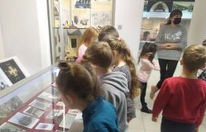 mali_patrioci_1a_03