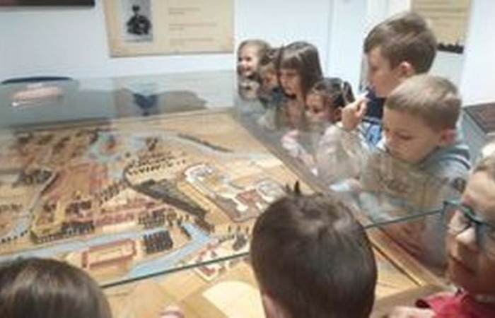 mali_patrioci_1a_04