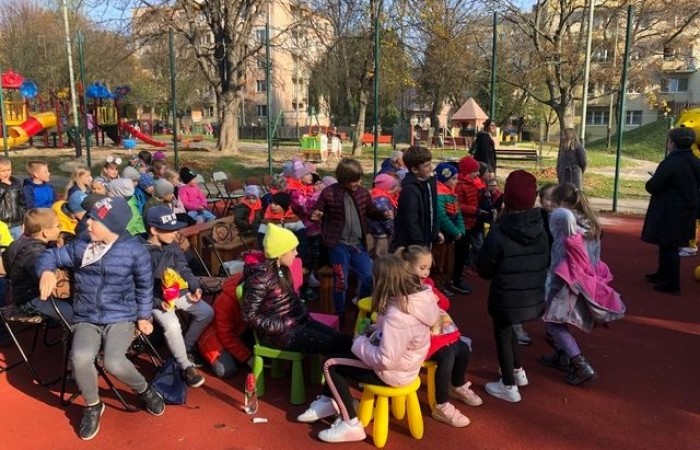 dzie_postaci_bajek_1c_03