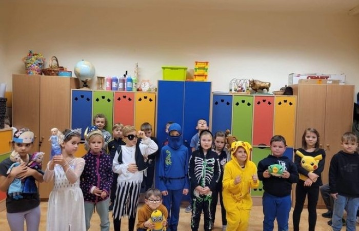 dzien_postaci_bajkowych_1a-1c