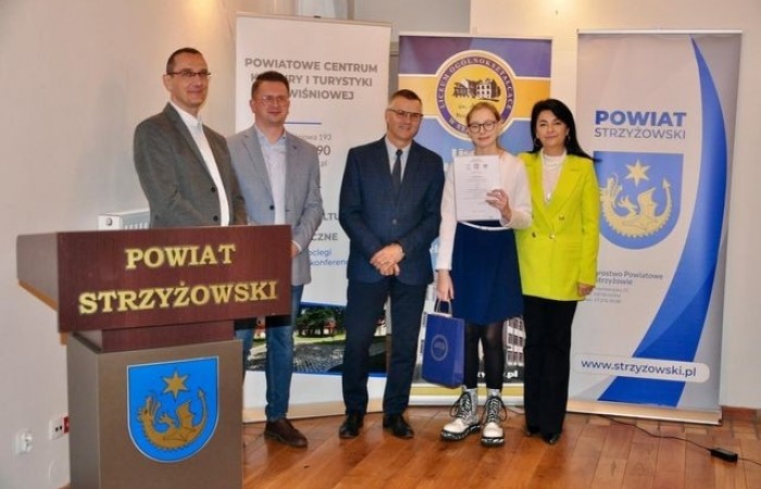 laureaci_dyktando_niepodleglosciowe_22_11