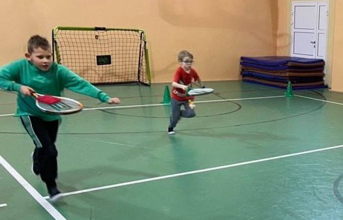 MIKOŁAJKOWE ROZGRYWKI_klas-1 na świetlicy_2022