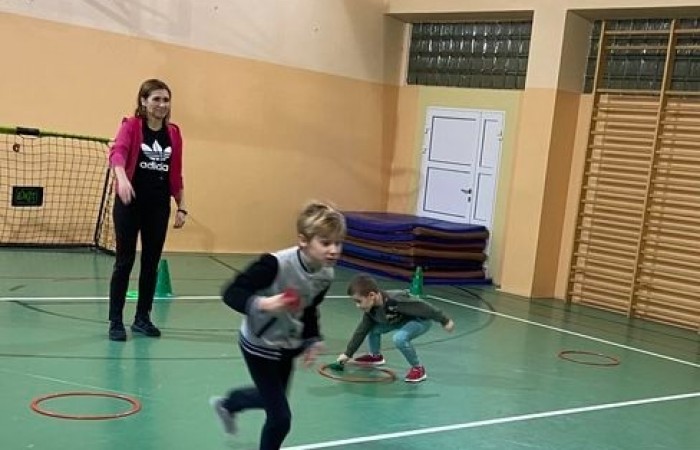 MIKOŁAJKOWE ROZGRYWKI_klas-1 na świetlicy_2022_04