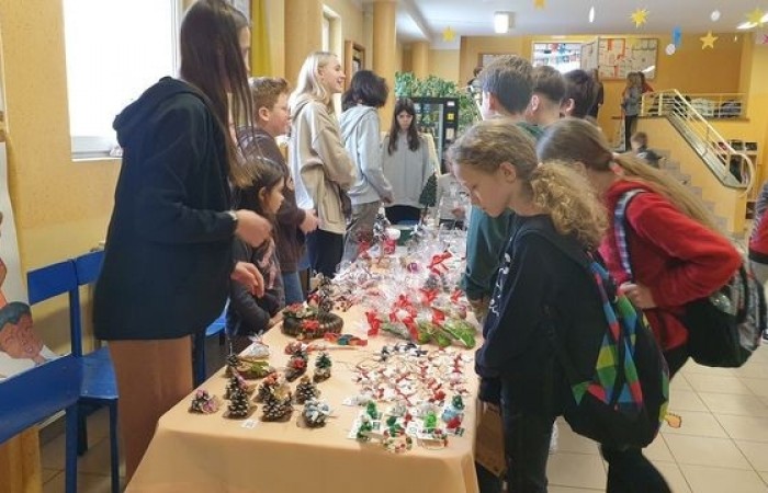 kiermasz_bozonarodzeniowy_13-12_03