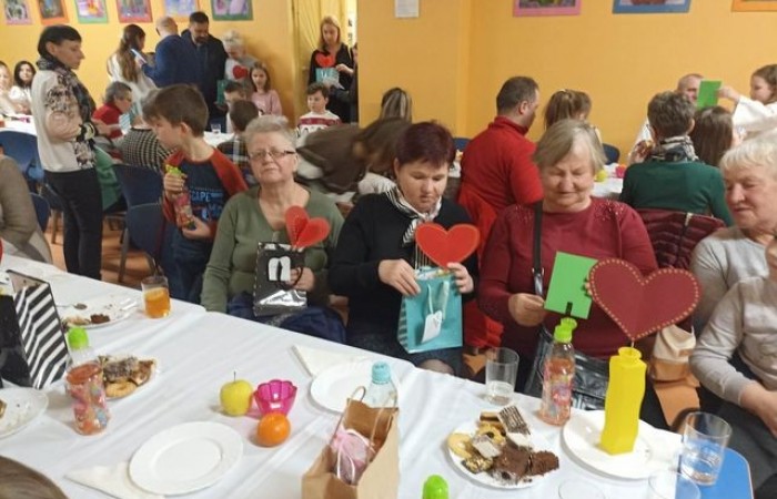 ŚWIĘTO BABCI I DZIADKA W 3A_02