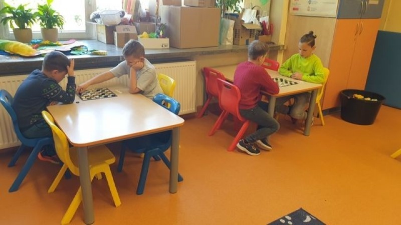 swietlicowy_turniej_warcabowy_02