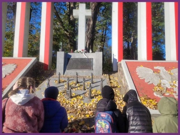 2a_2c_pomnik_10_rak_2023_02