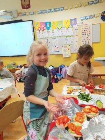 1a_skad_bierze-sie-jedzenie_04