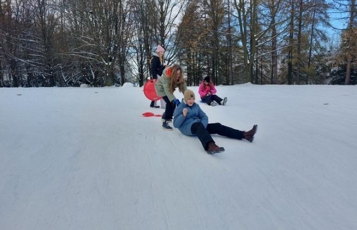 zabawy_na_sniegu_2023_02