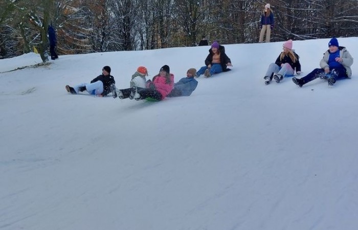 zabawy_na_sniegu_2023_11