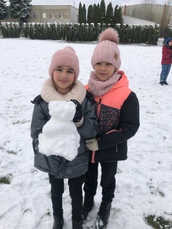 2c-zabawy-na-sniegu_08