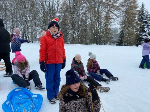 4b-na-sankach-2023_05